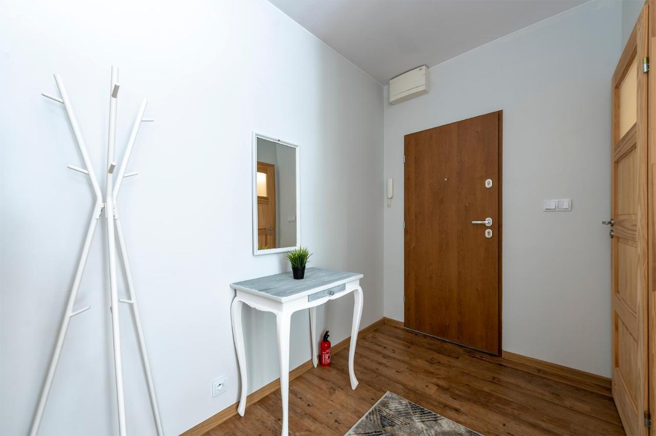 לודז' Bright&Modern Studio Manufaktura&Orientarium Near Atlas Arena מראה חיצוני תמונה